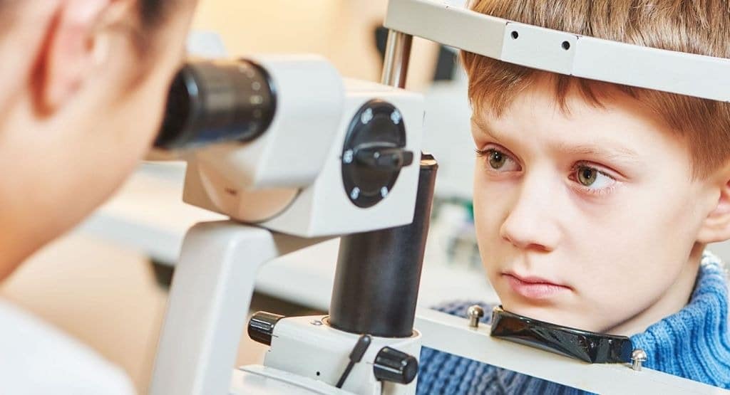 Oftalmologia pediátrica: entenda o papel na saúde visual das crianças