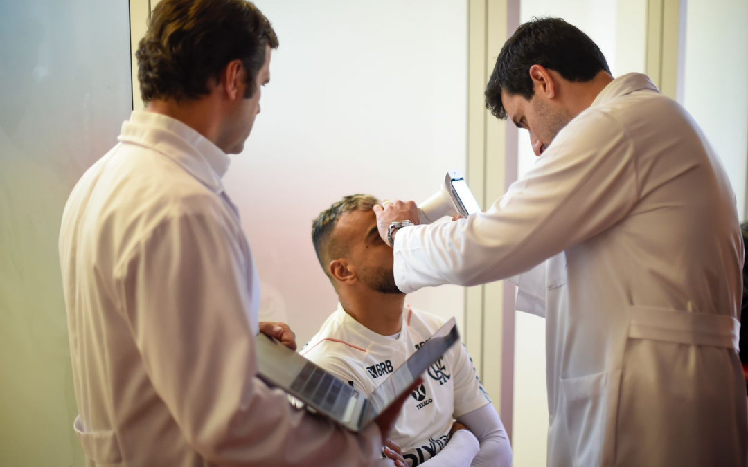 Com Eyer, jogadores do Flamengo fazem check-up para temporada 2024