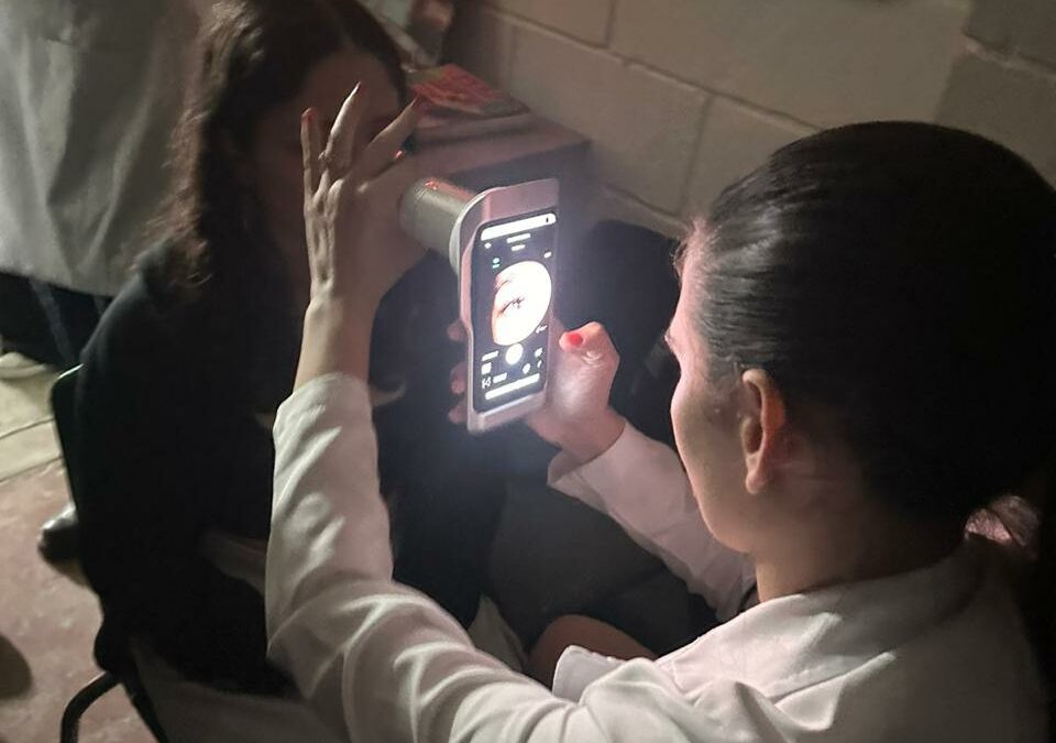 “Enxergando o Futuro” leva saúde ocular a jovens em situação de vulnerabilidade
